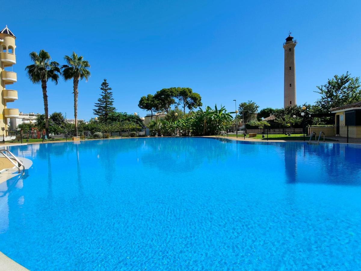 Global Properties, Apartamento Con Terraza Y Piscina En La Playa De Canet 卡耐特蒂贝兰格 外观 照片