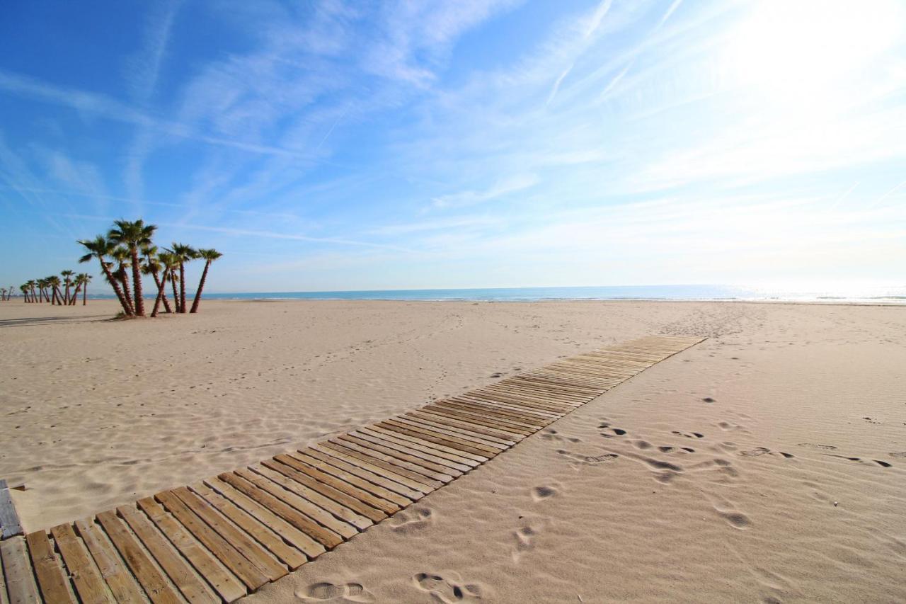 Global Properties, Apartamento Con Terraza Y Piscina En La Playa De Canet 卡耐特蒂贝兰格 外观 照片